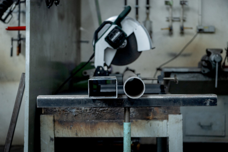 Монтажна пила Metabo CS 22-355