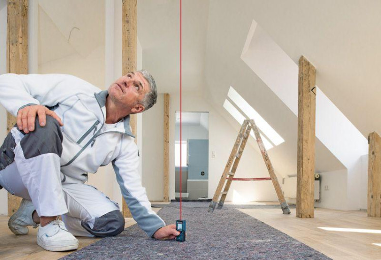 Лазерний далекомір Bosch GLM40 Professional